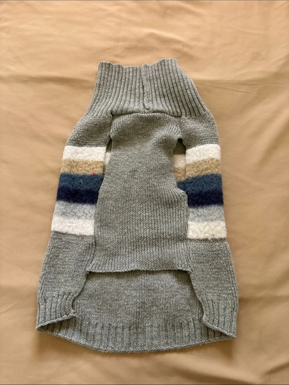 Friends For Ever cozy gray